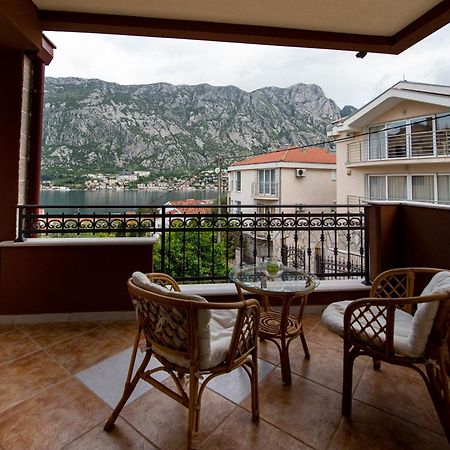 Mejic Apartments Kotor Bagian luar foto