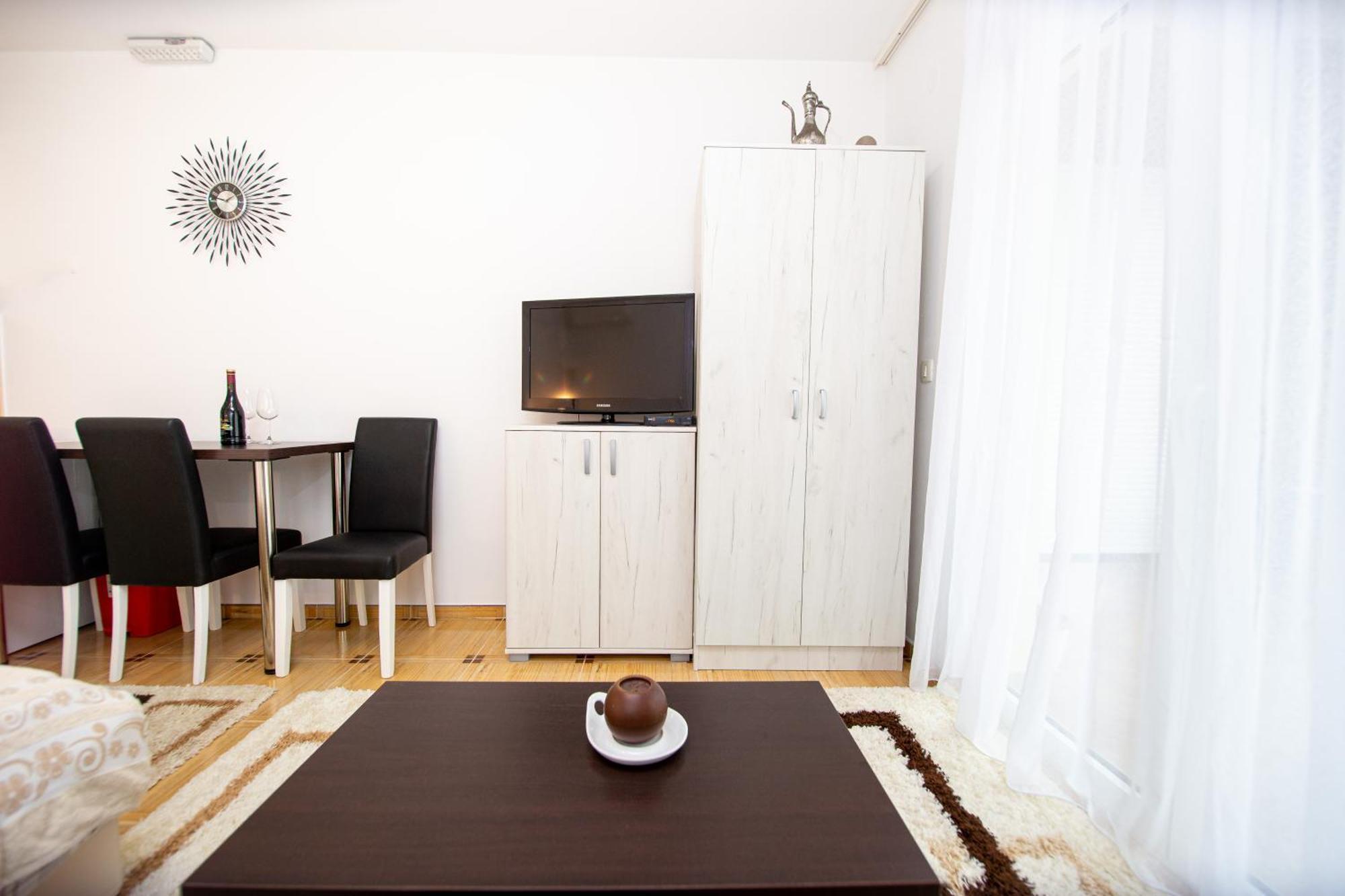 Mejic Apartments Kotor Bagian luar foto