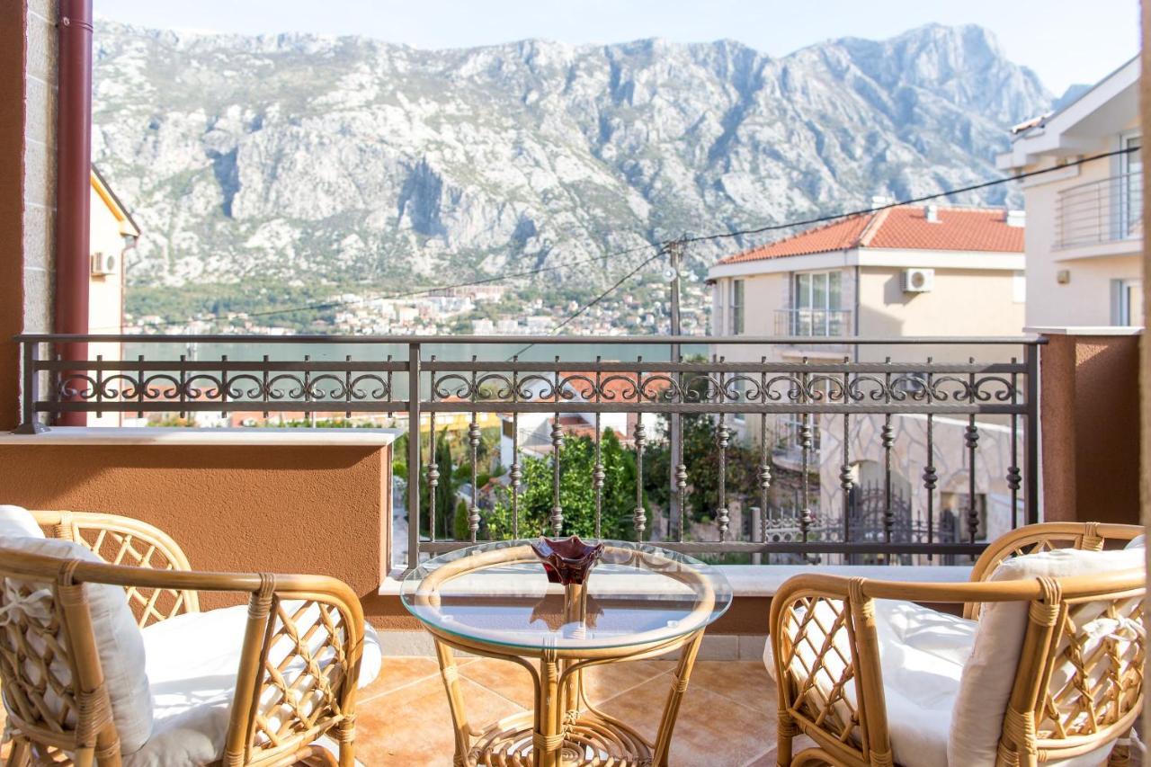 Mejic Apartments Kotor Bagian luar foto