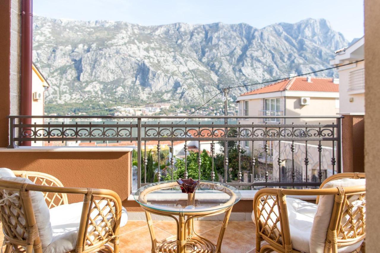 Mejic Apartments Kotor Bagian luar foto